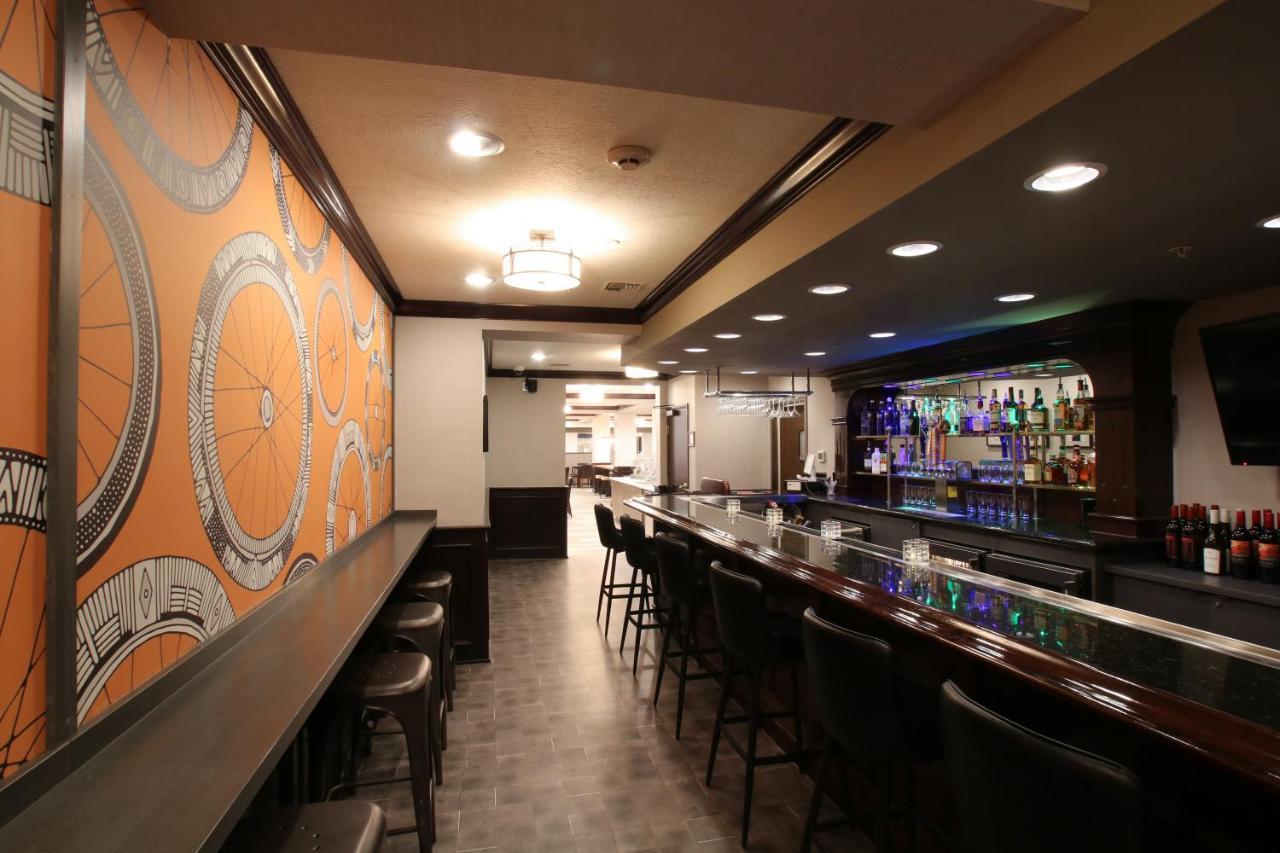 Oxford Suites Spokane Downtown Buitenkant foto
