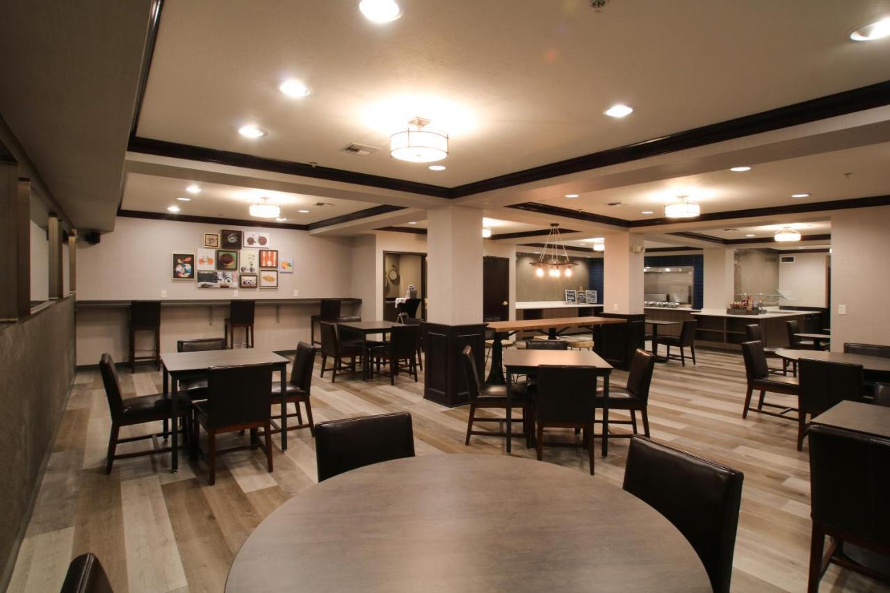 Oxford Suites Spokane Downtown Buitenkant foto