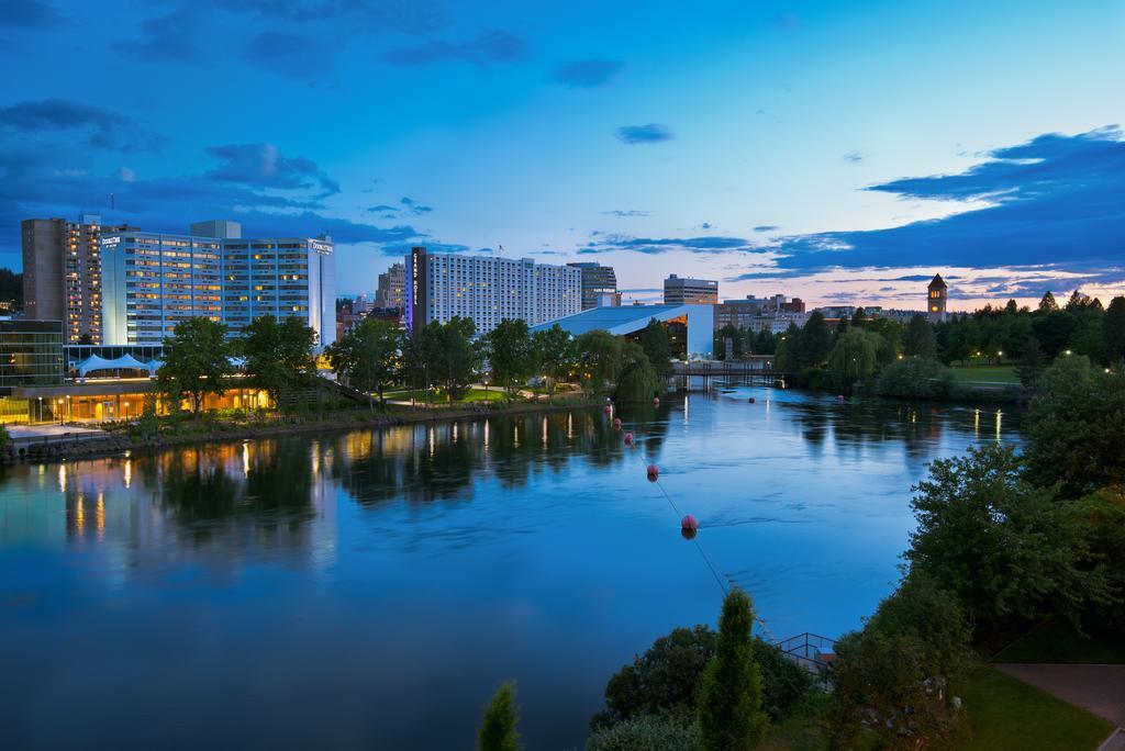 Oxford Suites Spokane Downtown Buitenkant foto