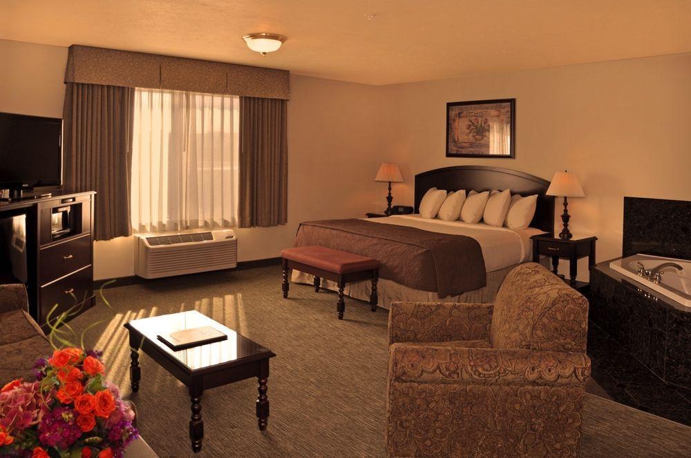 Oxford Suites Spokane Downtown Buitenkant foto