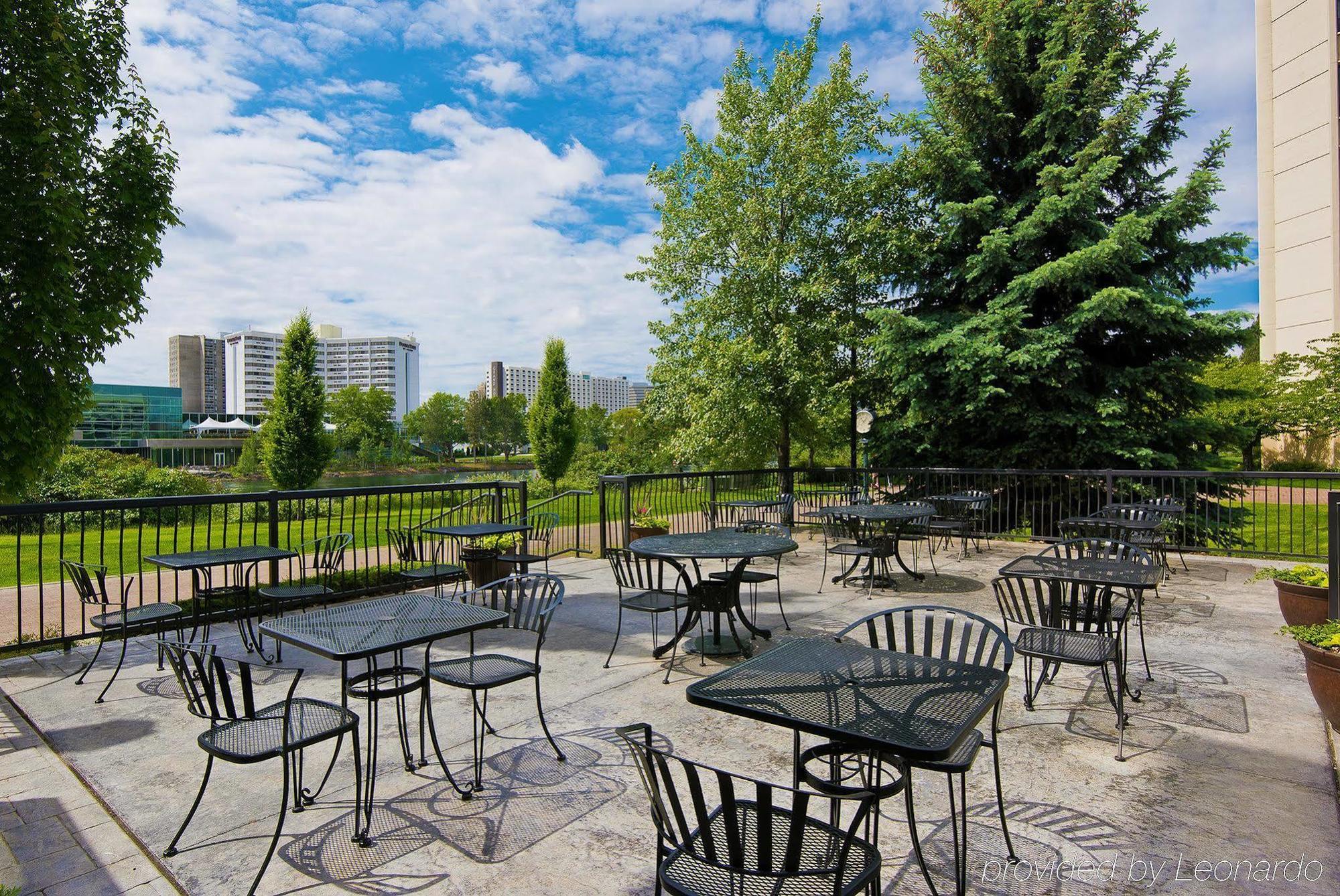 Oxford Suites Spokane Downtown Buitenkant foto