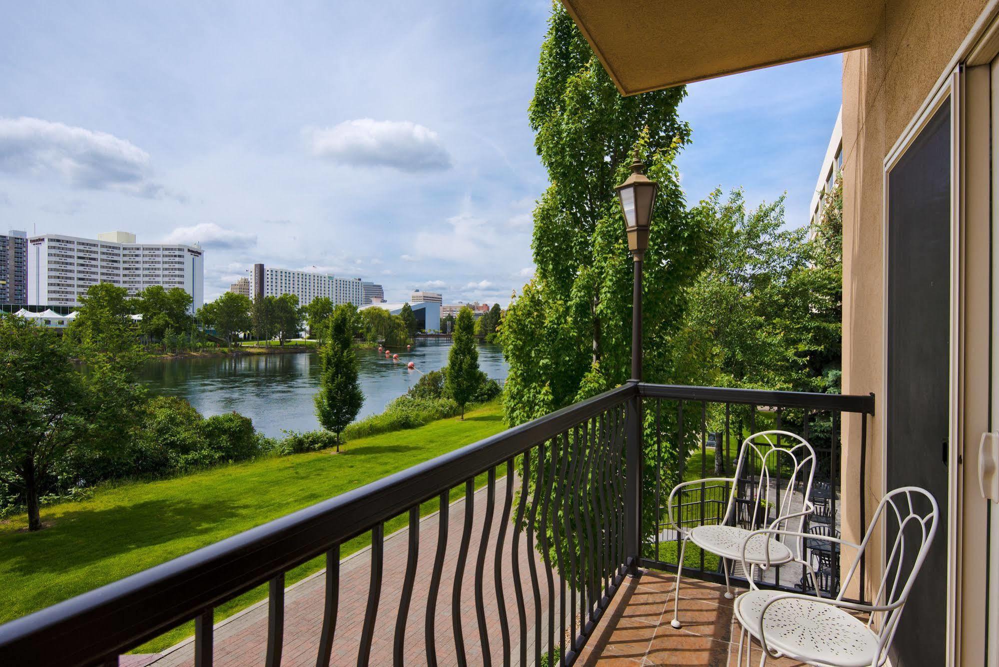 Oxford Suites Spokane Downtown Buitenkant foto